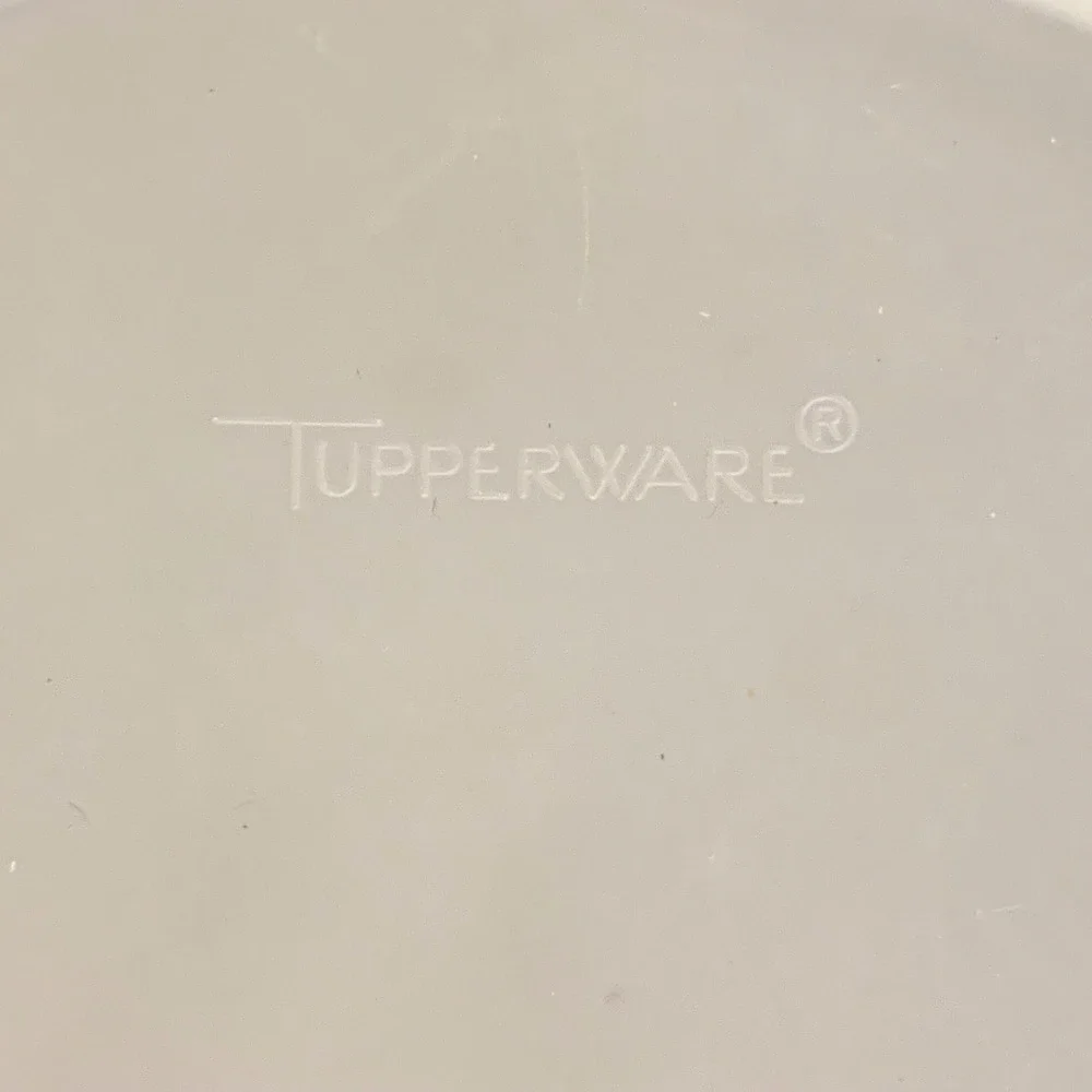Vintage Tupperware Replacement Lid 1702 White Round 7